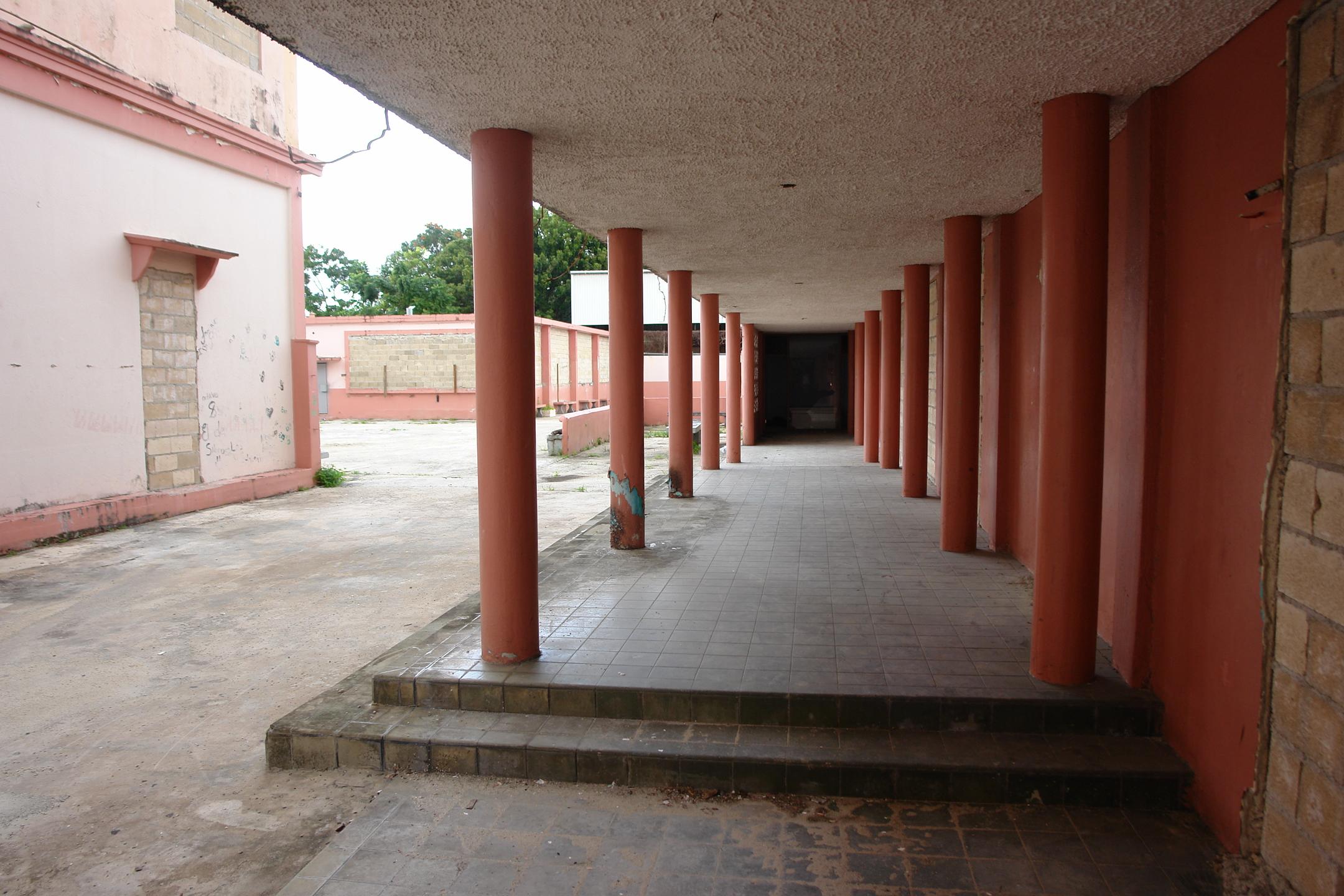 Colegio La Milagrosa - San Juan (Río Piedras) - 2011 00055